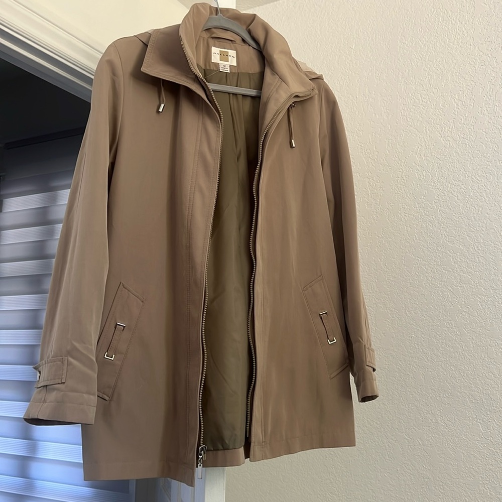 Gallery mid length coat with removable hoodie